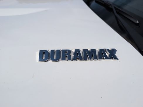 Used 2020 Chevrolet Silverado 1500 LTZ image 4