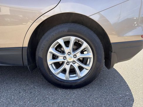 Used 2019 Chevrolet Equinox LT w/ Driver Convenience Package FWD image 15