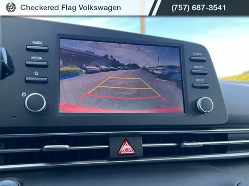 Used 2023 Hyundai Elantra SEL FWD image 36