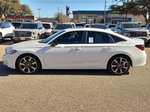 Used 2025 Honda Civic Sport Touring image 2