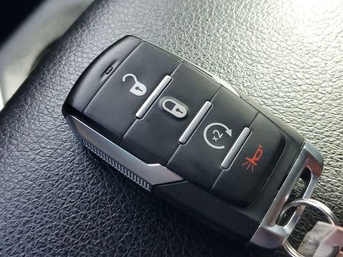 Used 2023 RAM 1500 Big Horn image 40