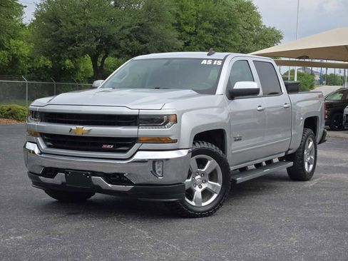 Used 2018 Chevrolet Silverado 1500 LT w/ Texas Edition image 1
