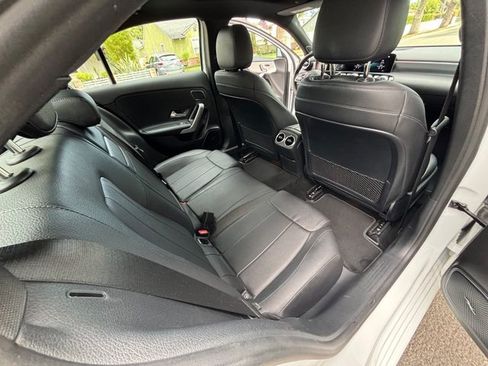 Used 2020 Mercedes-Benz A 220 image 38
