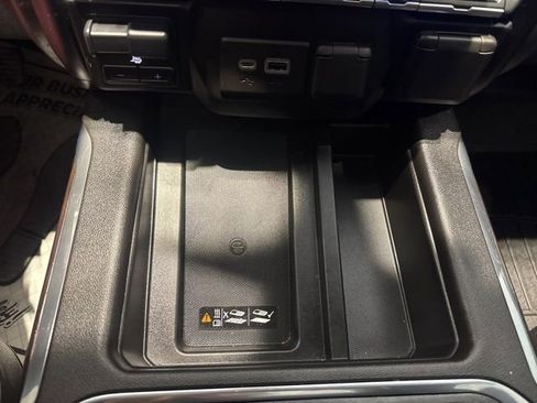 Used 2020 GMC Sierra 1500 SLT w/ SLT Premium Plus Package image 30