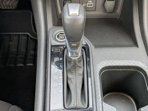 Used 2024 Nissan Sentra S FWD image 27