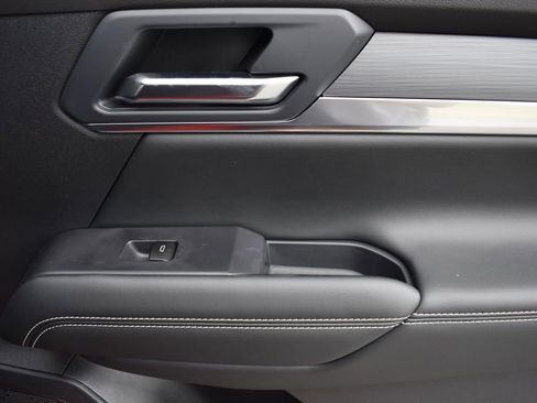 New 2026 GMC Terrain Elevation w/ Elevation Premium Package FWD image 13