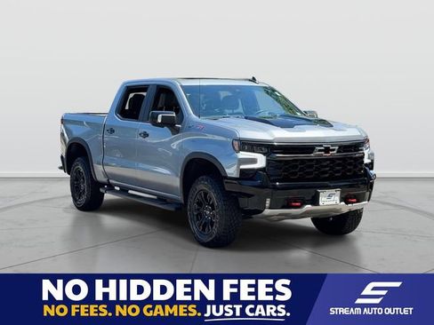 Used 2023 Chevrolet Silverado 1500 ZR2 w/ Technology Package AWD/4WD image 1
