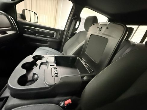 Used 2022 RAM 1500 Classic Warlock AWD/4WD image 39