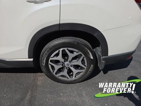 Used 2019 Subaru Forester Premium AWD/4WD image 22