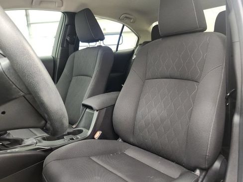 Used 2025 Toyota Corolla LE FWD image 13