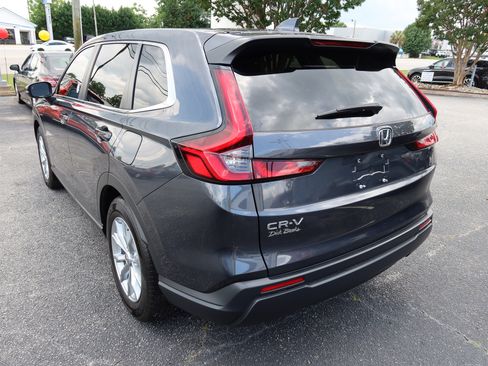Certified 2024 Honda CR-V EX image 7