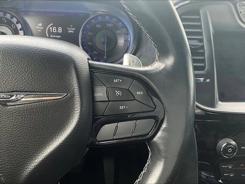Used 2020 Chrysler 300 S AWD/4WD image 12