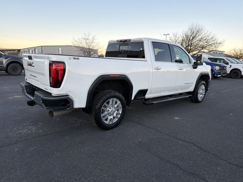 Used 2020 GMC Sierra 2500 SLT w/ SLT Premium Plus Package image 5