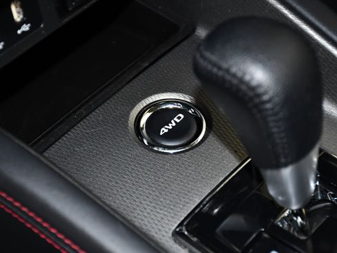 Used 2022 Mitsubishi Outlander Sport ES AWD/4WD image 31