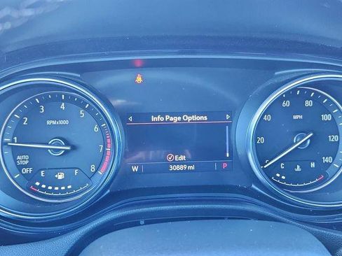 Used 2023 Buick Encore GX Essence w/ Experience Buick Package FWD image 22
