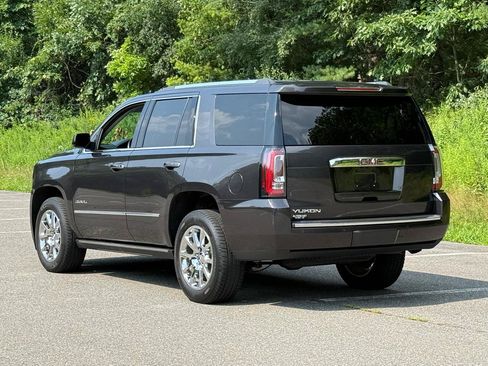 Used 2018 GMC Yukon Denali w/ Denali Ultimate Package AWD/4WD image 2