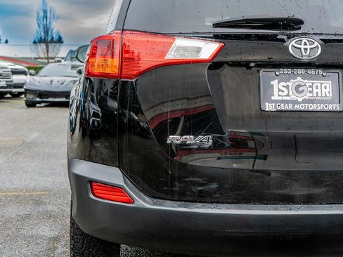 Used 2013 Toyota RAV4 Limited image 10