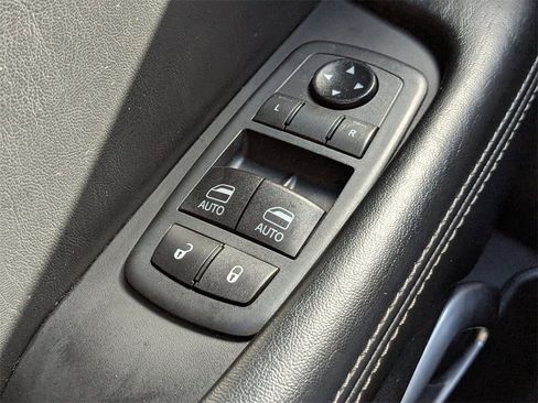 Used 2020 Dodge Challenger SXT w/ Plus Package image 21