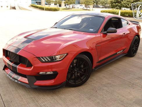 Used 2017 Ford Mustang Shelby GT350 image 27