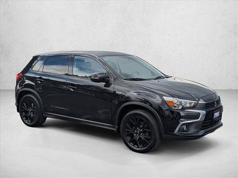 Used 2017 Mitsubishi Outlander Sport ES AWD/4WD image 3