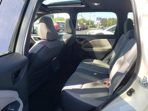 Certified 2025 Subaru Forester Premium AWD/4WD image 12