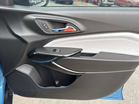 New 2026 Chevrolet Trax LT w/ Sunroof Package image 14