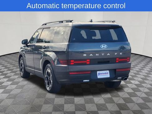 Used 2025 Hyundai Santa Fe SEL FWD image 3