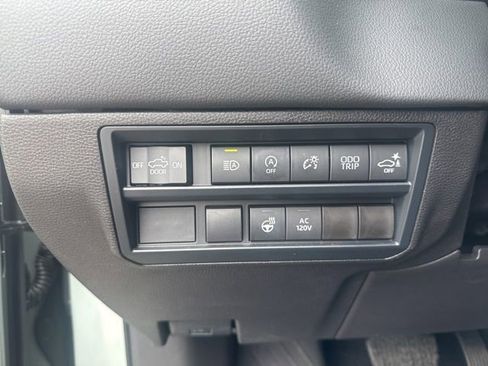 Used 2026 Toyota Tundra Limited AWD/4WD image 27
