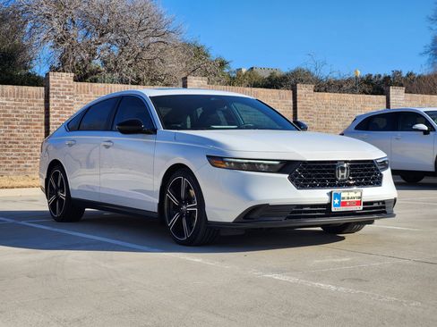 Certified 2025 Honda Accord Sport image 4