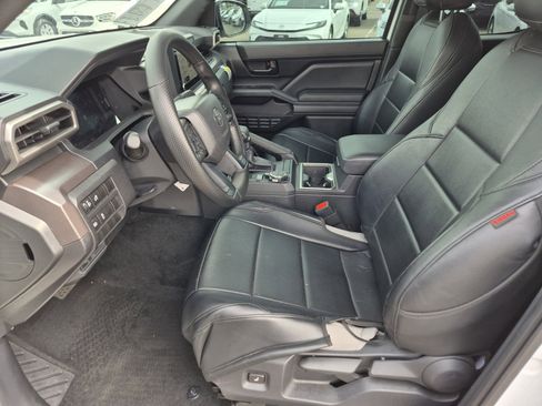 Certified 2025 Toyota Tacoma SR5 image 16