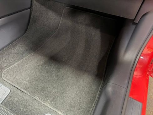 Used 2025 Ford Mustang GT Premium RWD image 27