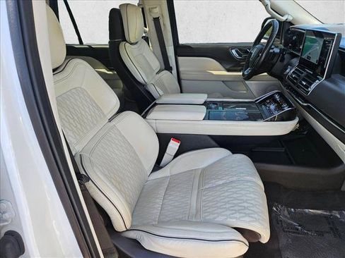 Used 2022 Lincoln Navigator Black Label AWD/4WD image 23