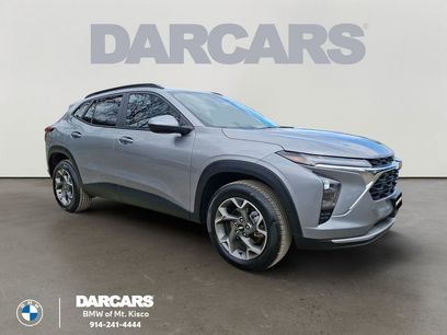 Used 2024 Chevrolet Trax LT w/ Driver Confidence Package