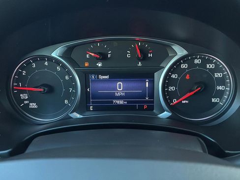 Used 2022 GMC Terrain SLE w/ Driver Convenience Package FWD image 9
