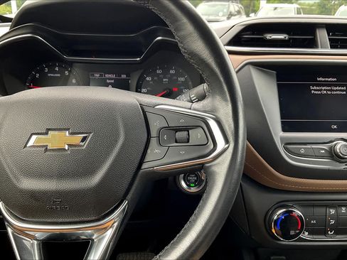 Used 2023 Chevrolet TrailBlazer ACTIV FWD image 47