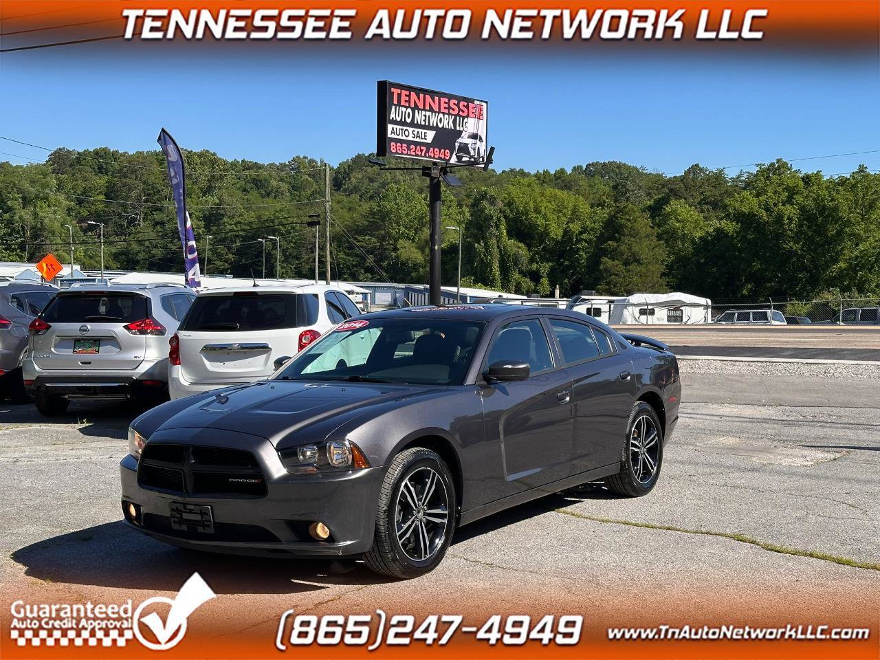 Used 2014 Dodge Charger SXT AWD/4WD image 1
