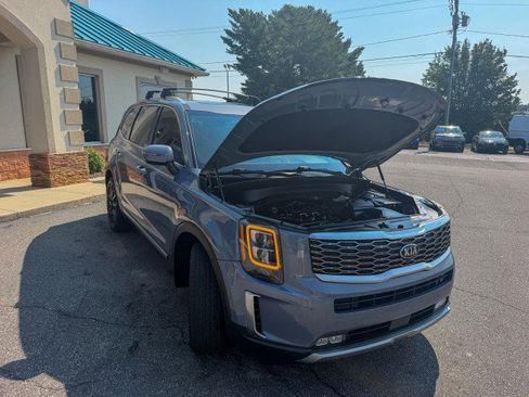 Used 2021 Kia Telluride SX w/ Towing Package FWD image 24