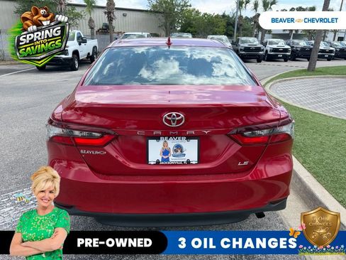 Used 2023 Toyota Camry LE FWD image 5