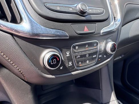 Used 2019 Chevrolet Equinox LT FWD image 30