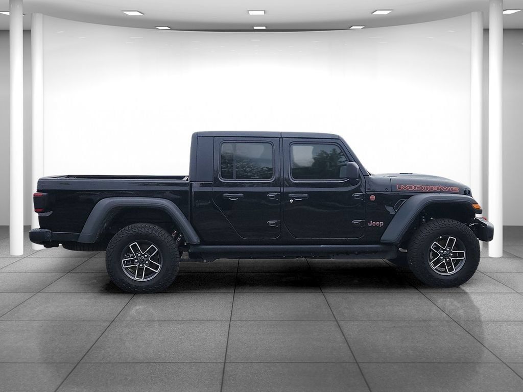 Used 2026 Jeep Gladiator Mojave AWD/4WD image 8
