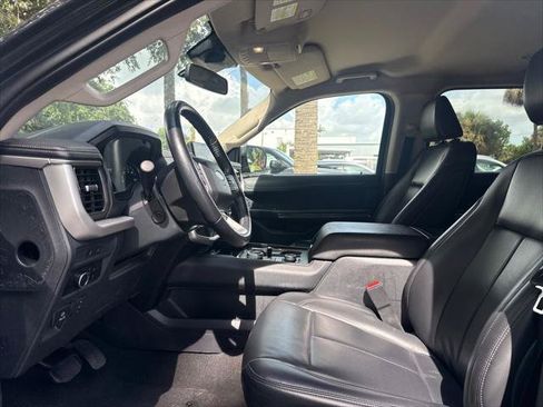 Used 2024 Ford Expedition Max XLT AWD/4WD image 12