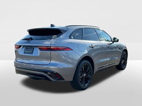Used 2025 Jaguar F-PACE R-Dynamic S image 4