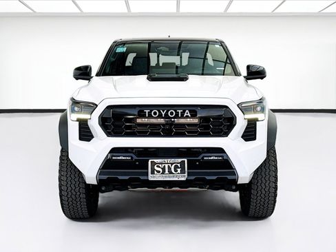 Used 2024 Toyota Tacoma TRD Pro AWD/4WD image 2
