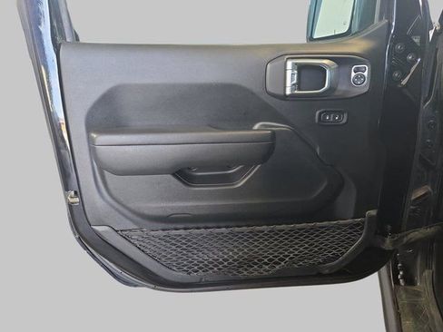 Used 2022 Jeep Gladiator Sport AWD/4WD image 30