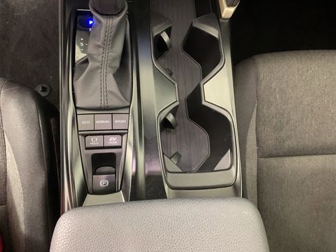 Used 2025 Toyota Camry LE image 25