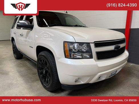 Used 2013 Chevrolet Tahoe LTZ AWD/4WD image 11