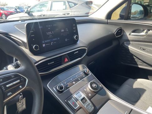 Used 2021 Hyundai Santa Fe SE FWD image 19