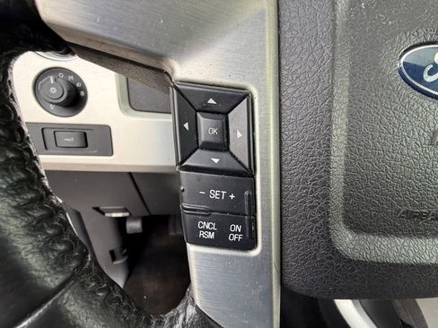 Used 2013 Ford F150 Platinum image 17