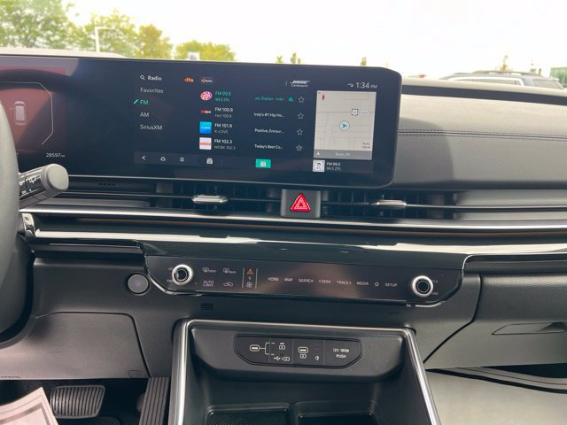 Certified 2026 Kia Carnival SX Prestige FWD image 17