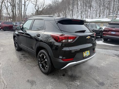 Used 2023 Chevrolet TrailBlazer LT w/ Sun and Liftgate Package image 8
